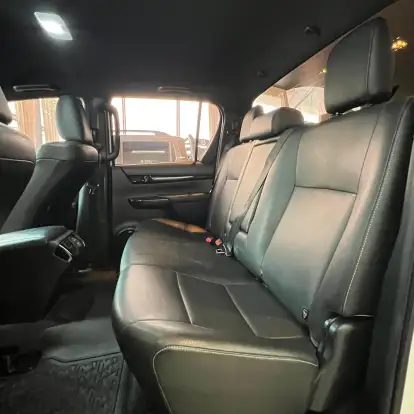 TOYOTA-HILUX-2017