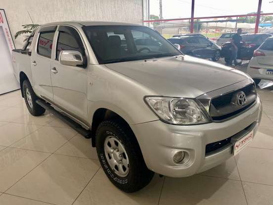 TOYOTA-HILUX-2009