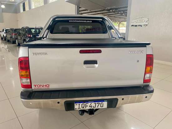 TOYOTA-HILUX-2009