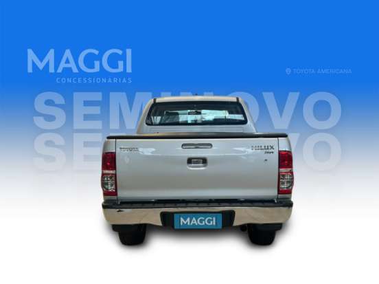 TOYOTA-HILUX-2012