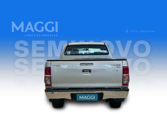TOYOTA-HILUX-2.7 SR 4X2 CD 16V FLEX 4P AUTOMÁTICO TOYOTA-HILUX-2012