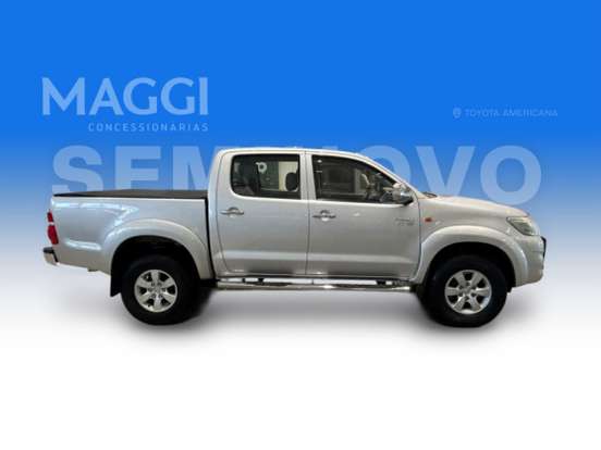 TOYOTA-HILUX-2.7 SR 4X2 CD 16V FLEX 4P AUTOMÁTICO TOYOTA-HILUX-2012