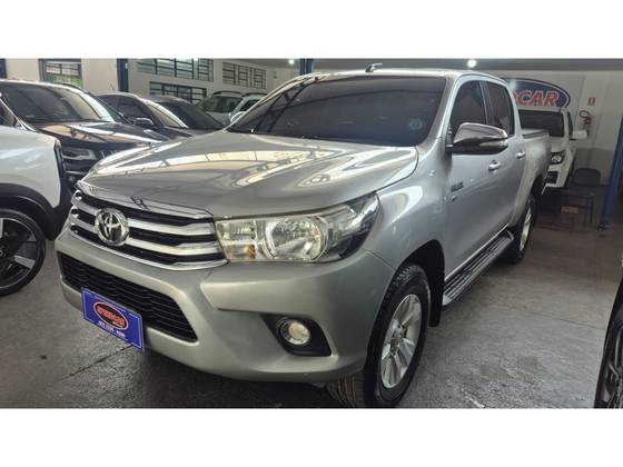 TOYOTA HILUX 2.7 SRV 4X2 CD 16V FLEX 4P AUTOMÁTICO