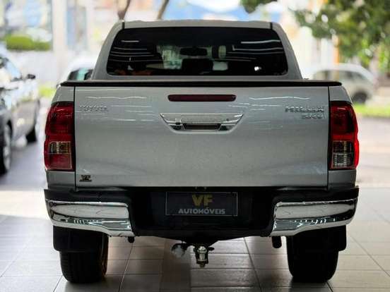 TOYOTA-HILUX-2.7 SRV 4X4 CD 16V FLEX 4P AUTOMÁTICO TOYOTA-HILUX-2019