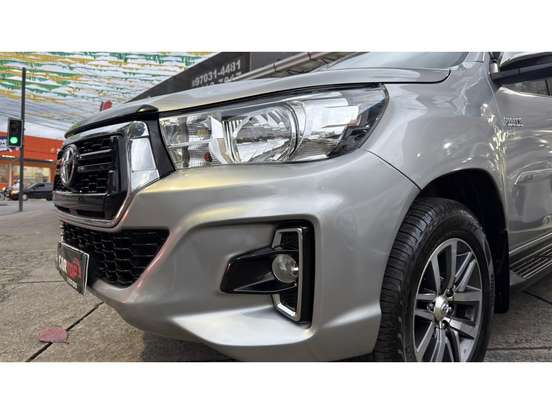 TOYOTA-HILUX-2.7 SRV 4X4 CD 16V FLEX 4P AUTOMÁTICO TOYOTA-HILUX-2018