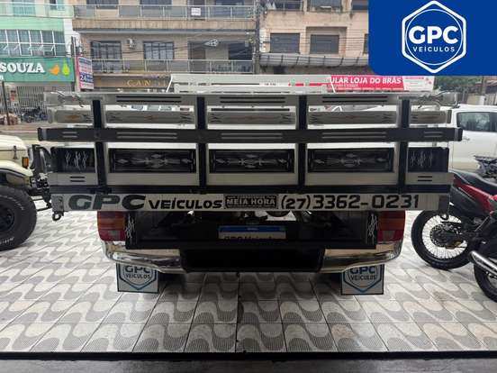 TOYOTA-HILUX-2.8 4X4 CS CHASSI 16V TURBO DIESEL 2P MANUAL TOYOTA-HILUX-2018