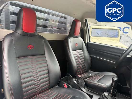 TOYOTA-HILUX-2.8 4X4 CS CHASSI 16V TURBO DIESEL 2P MANUAL TOYOTA-HILUX-2018
