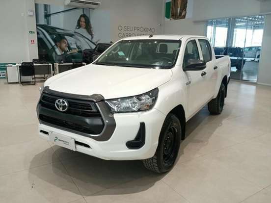 TOYOTA-HILUX-2.8 D-4D TURBO DIESEL CD POWER PACK 4X4 AUTOMÁTICO TOYOTA-HILUX-2024