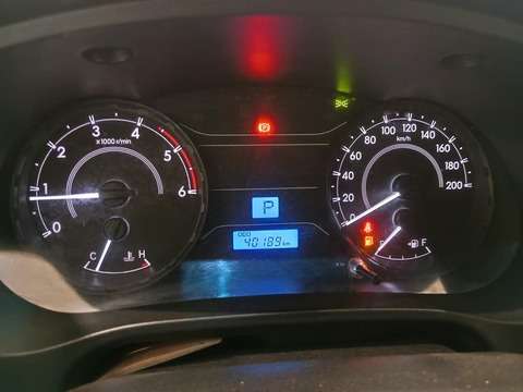 TOYOTA-HILUX-2024