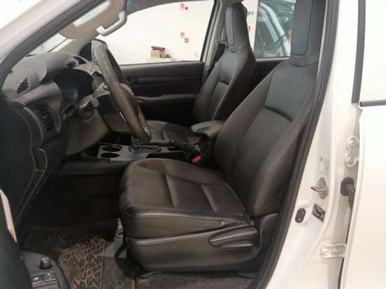 TOYOTA-HILUX-2.8 D-4D TURBO DIESEL CD POWER PACK 4X4 AUTOMÁTICO TOYOTA-HILUX-2024