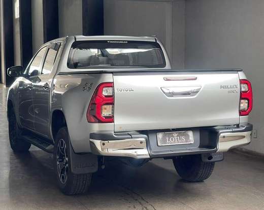TOYOTA-HILUX-2.8 D-4D TURBO DIESEL CD POWER PACK 4X4 MANUAL TOYOTA-HILUX-2021