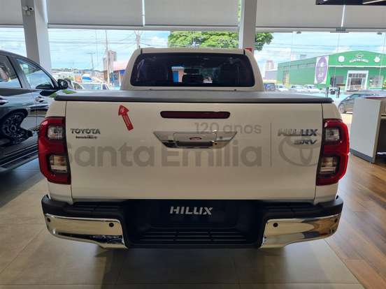 TOYOTA-HILUX-2.8 D-4D TURBO DIESEL CD SRV 4X4 AUTOMÁTICO TOYOTA-HILUX-2026