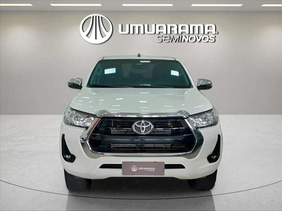 TOYOTA-HILUX-2022