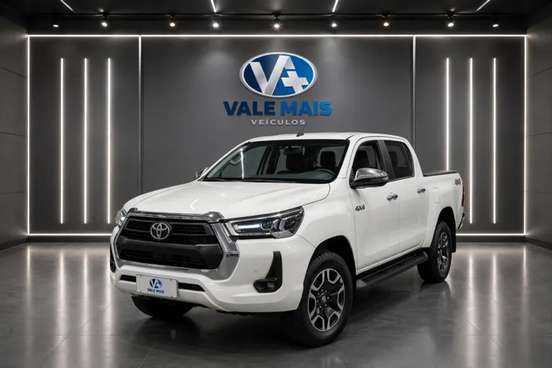 TOYOTA-HILUX-2020