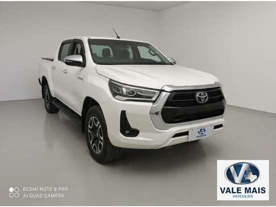 TOYOTA-HILUX-2.8 D-4D TURBO DIESEL CD SRX 4X4 AUTOMÁTICO TOYOTA-HILUX-2020