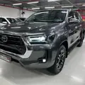TOYOTA HILUX 2.8 D-4D TURBO DIESEL CD SRX 4X4 AUTOMÁTICO TOYOTA HILUX 2.8 D-4D TURBO DIESEL CD SRX 4X4 AUTOMÁTICO