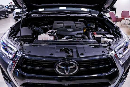 TOYOTA-HILUX-2025