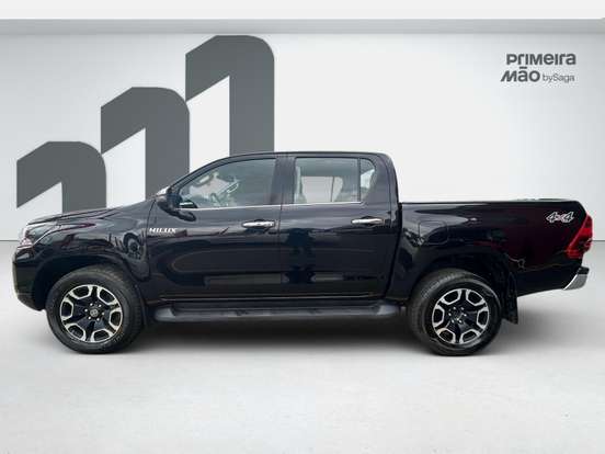 TOYOTA-HILUX-2.8 D-4D TURBO DIESEL CD SRX LIMITED 4X4 AUTOMÁTICO TOYOTA-HILUX-2022