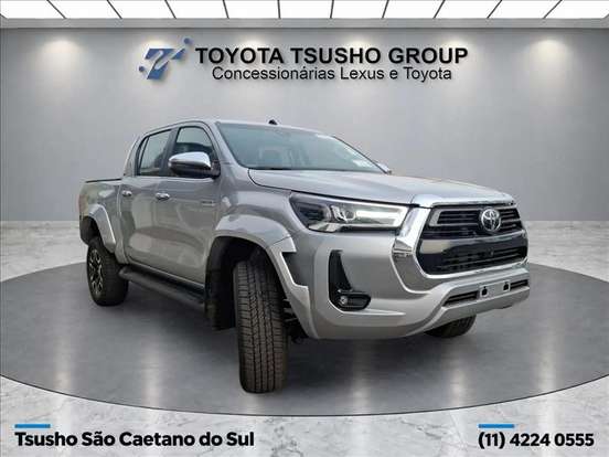 TOYOTA-HILUX-2.8 D-4D TURBO DIESEL CD SRX PLUS 4X4 AUTOMÁTICO TOYOTA-HILUX-2026