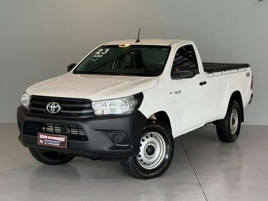 TOYOTA-HILUX-2.8 D-4D TURBO DIESEL CS 4X4 MANUAL TOYOTA-HILUX-2023