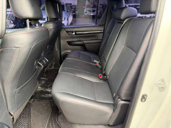 TOYOTA-HILUX-2.8 GR SPORT 4X4 CD 16V DIESEL 4P AUTOMÁTICO TOYOTA-HILUX-2019