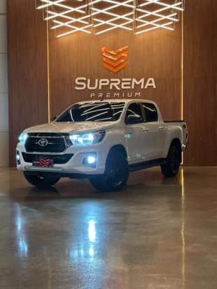 TOYOTA-HILUX-2020