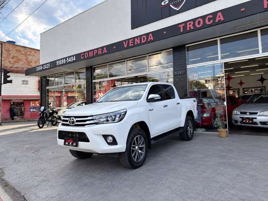 TOYOTA-HILUX-2.8 SRX 4X4 CD 16V DIESEL 4P AUTOMÁTICO TOYOTA-HILUX-2015