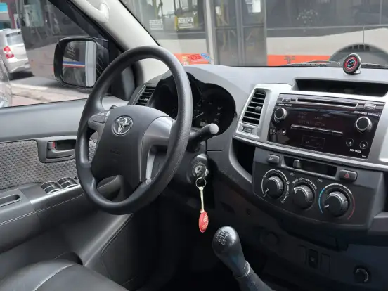 TOYOTA-HILUX-3.0 SR 4X4 CD 16V TURBO INTERCOOLER DIESEL 4P MANUAL TOYOTA-HILUX-2014