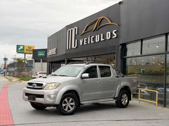 TOYOTA-HILUX-2009