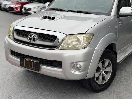 TOYOTA-HILUX-3.0 SRV 4X4 CD 16V TURBO INTERCOOLER DIESEL 4P AUTOMÁTICO TOYOTA-HILUX-2009