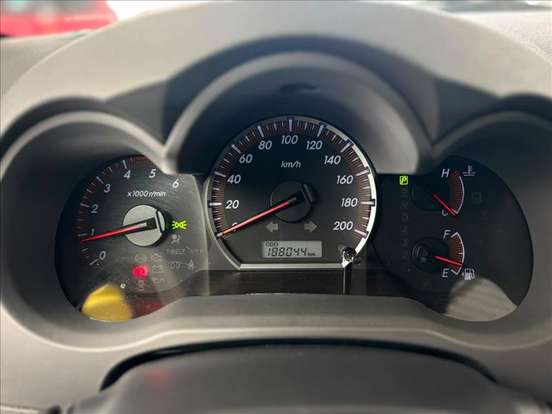 TOYOTA-HILUX-2013