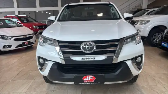TOYOTA-HILUX SW4-2019