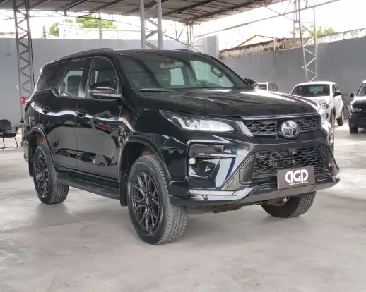 TOYOTA-HILUX SW4-2023