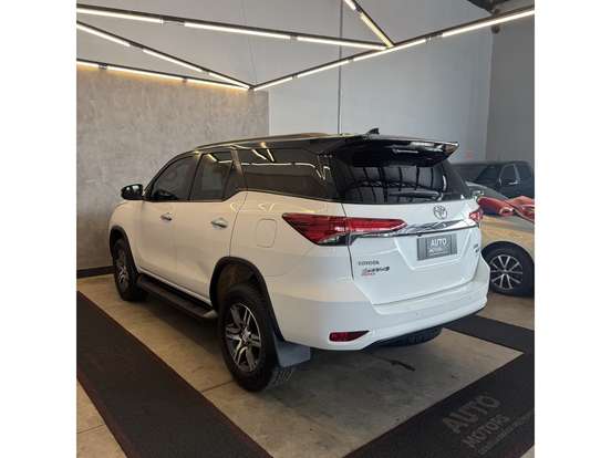 TOYOTA-HILUX SW4-2019