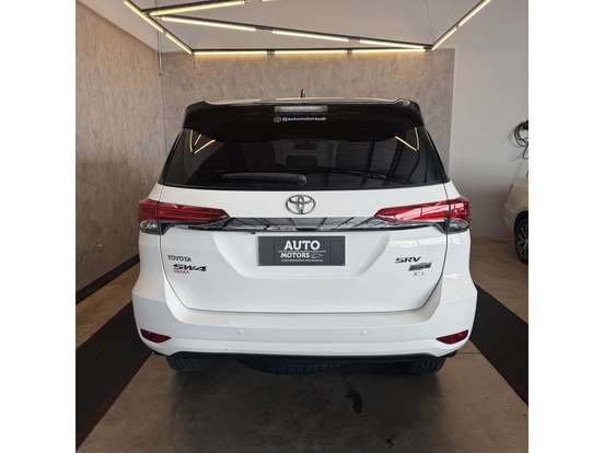 TOYOTA-HILUX SW4-2019