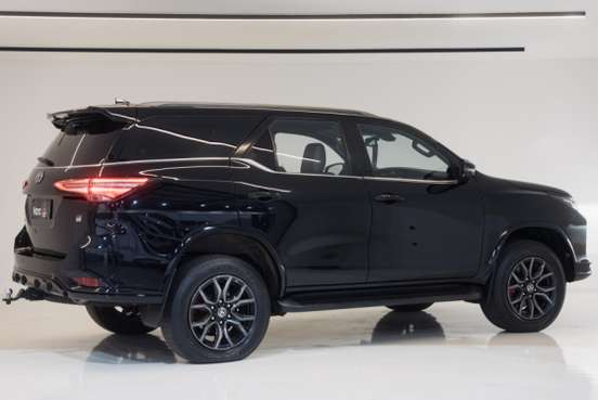 TOYOTA-HILUX SW4-2022