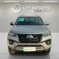TOYOTA HILUX SW4 2.8 D-4D TURBO DIESEL SRX 4X4 AUTOMÁTICO TOYOTA HILUX SW4 2.8 D-4D TURBO DIESEL SRX 4X4 AUTOMÁTICO