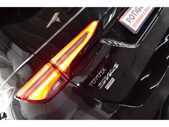 TOYOTA-HILUX SW4-2.8 D-4D TURBO DIESEL SRX 4X4 AUTOMÁTICO TOYOTA-HILUX SW4-2024