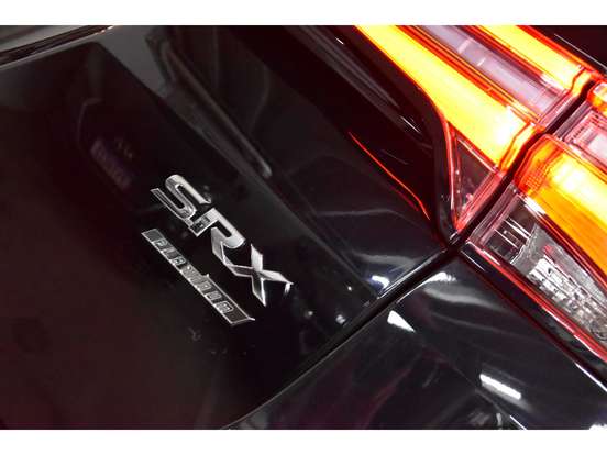 TOYOTA-HILUX SW4-2024