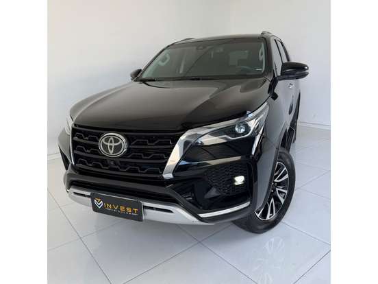 TOYOTA-HILUX SW4-2022