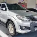 TOYOTA HILUX SW4 3.0 SRV 4X4 7 LUGARES 16V TURBO INTERCOOLER DIESEL 4P AUTOMÁTICO TOYOTA HILUX SW4 3.0 SRV 4X4 7 LUGARES 16V TURBO INTERCOOLER DIESEL 4P AUTOMÁTICO