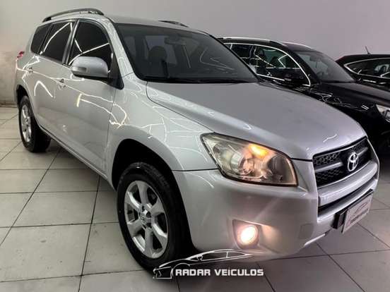 TOYOTA-RAV4-2010