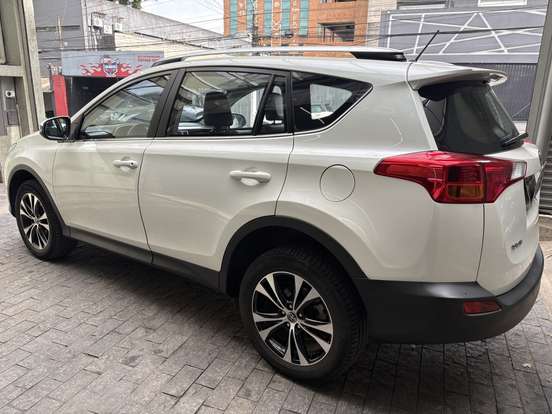 TOYOTA-RAV4-2.5 4X4 16V GASOLINA 4P AUTOMÁTICO TOYOTA-RAV4-2015