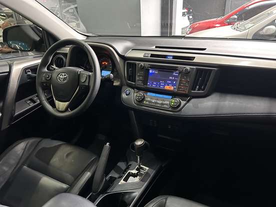 TOYOTA-RAV4-2013