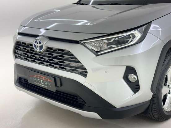 TOYOTA-RAV4-2020