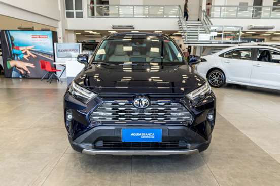 TOYOTA-RAV4-2024