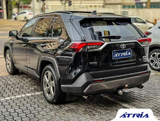 TOYOTA-RAV4-2021