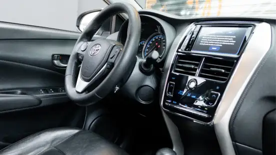 TOYOTA-YARIS-2020