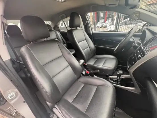 TOYOTA-YARIS-1.5 16V FLEX SEDAN XL PLUS TECH MULTIDRIVE TOYOTA-YARIS-2019