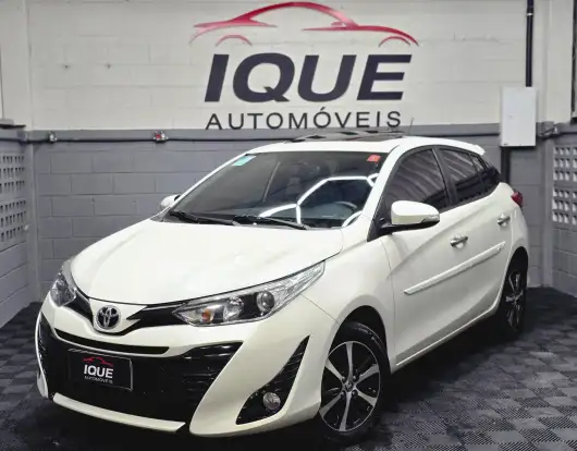 TOYOTA-YARIS-2019